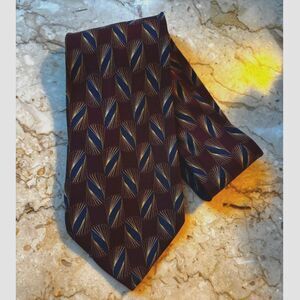 Vintage Mens Tie Jhane Barnes Maroon Navy MCM Pattern 100% Silk Made in Japan